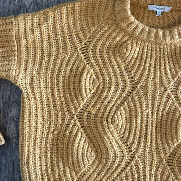 Madewell Sweater - Picture 3 of 7